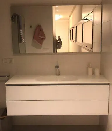 En El Faro De Hondarribia, Con Vistas 宏达瑞比亚