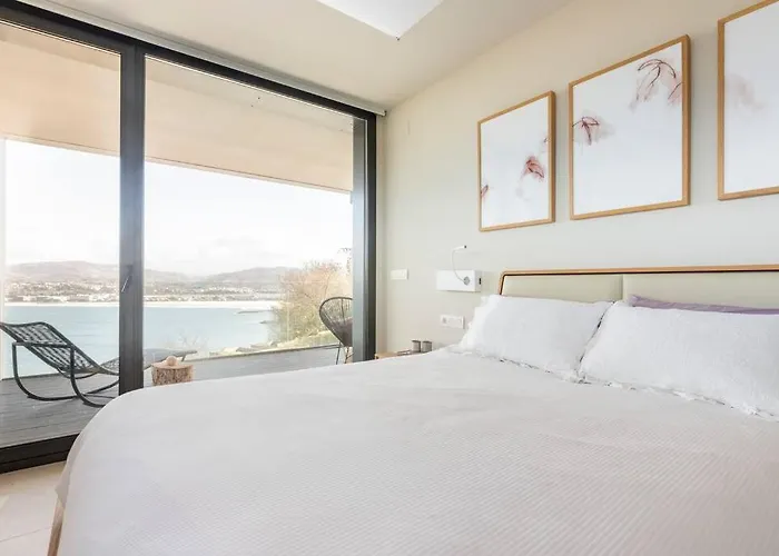 En El Faro De Hondarribia, Con Vistas * أونذاريبيا