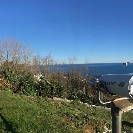 En El Faro De Hondarribia, Con Vistas Hondarribia